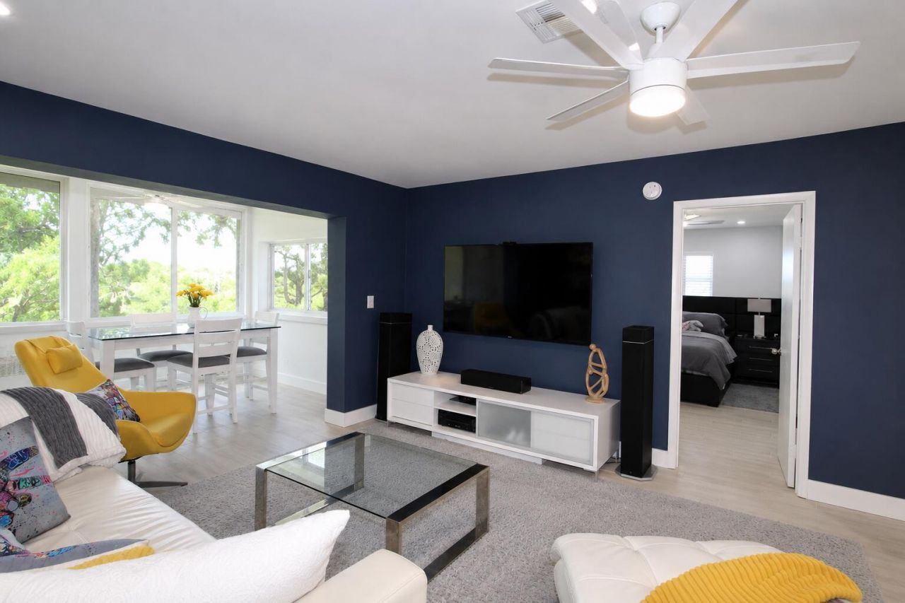7787 Golf Cir Drive, Unit 301, Margate, FL 33063 Photo