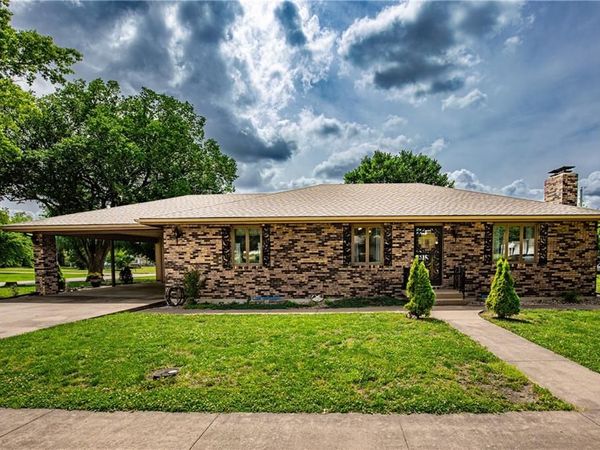 314 S 3rd Street, Mound City, KS 66056