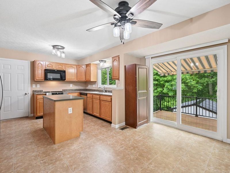 2513 Frontier Drive, Hebron, KY 41048 Photo 6