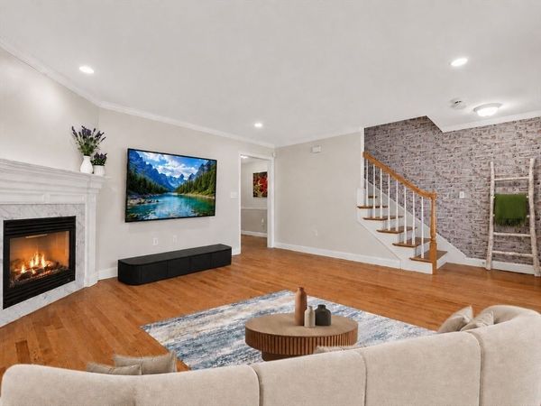 189 Grove Street, Unit 2, Waltham, MA 02453
