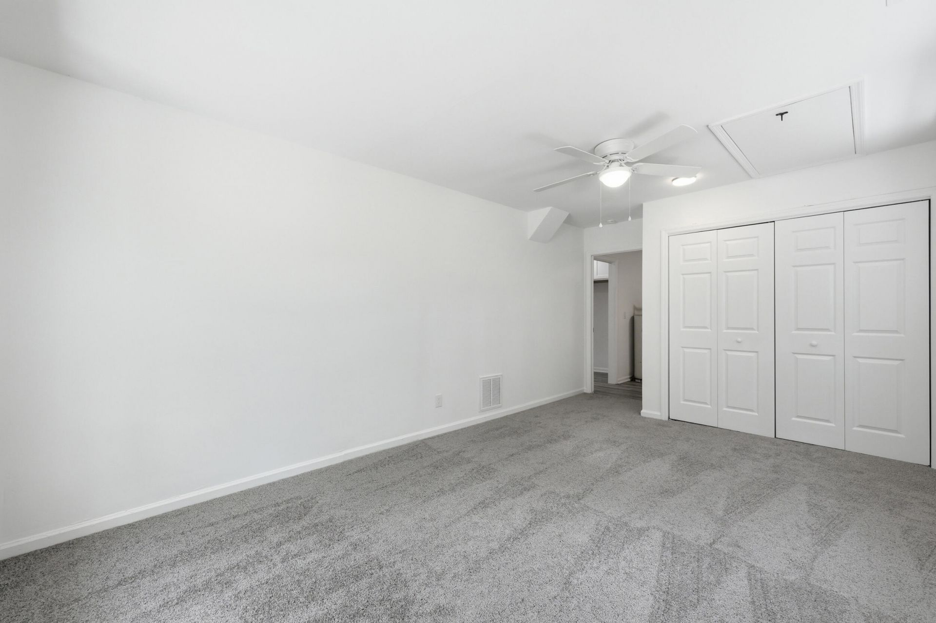 222 Basswood Avenue Photo 14
