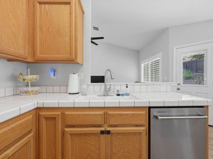 5013 Charter Rd, Rocklin, CA 95765 Photo