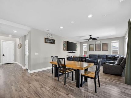 8247 Blue Coral Ave, Elk Grove, CA 95757 Photo