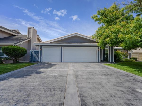 591 Rivergate Way, Sacramento, CA 95831