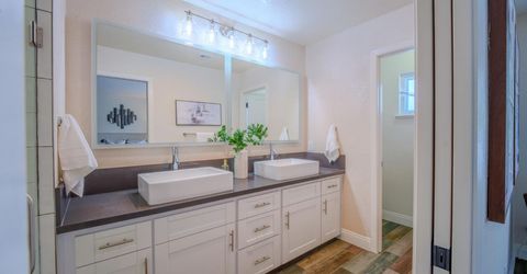 591 Rivergate Way, Sacramento, CA 95831 Photo