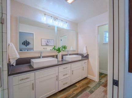 591 Rivergate Way, Sacramento, CA 95831 Photo