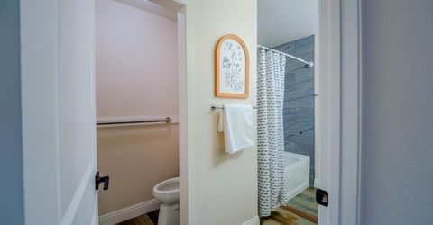 591 Rivergate Way, Sacramento, CA 95831 Photo