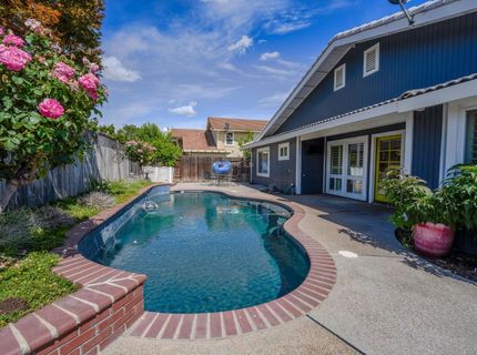 591 Rivergate Way, Sacramento, CA 95831 Photo