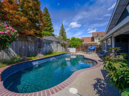 591 Rivergate Way, Sacramento, CA 95831 Photo