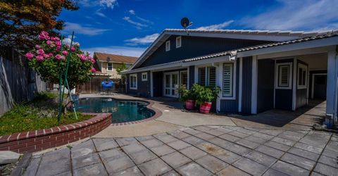 591 Rivergate Way, Sacramento, CA 95831 Photo
