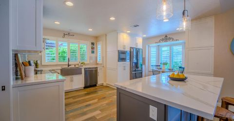 591 Rivergate Way, Sacramento, CA 95831 Photo