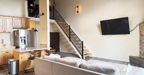360 Quaking Aspen Lane, Unit C, Stateline, NV 89449 Photo