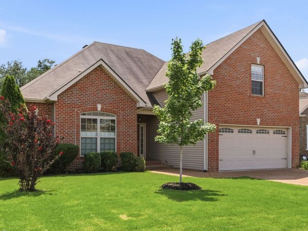 7024 Nickalus Way , Spring Hill, TN 37174