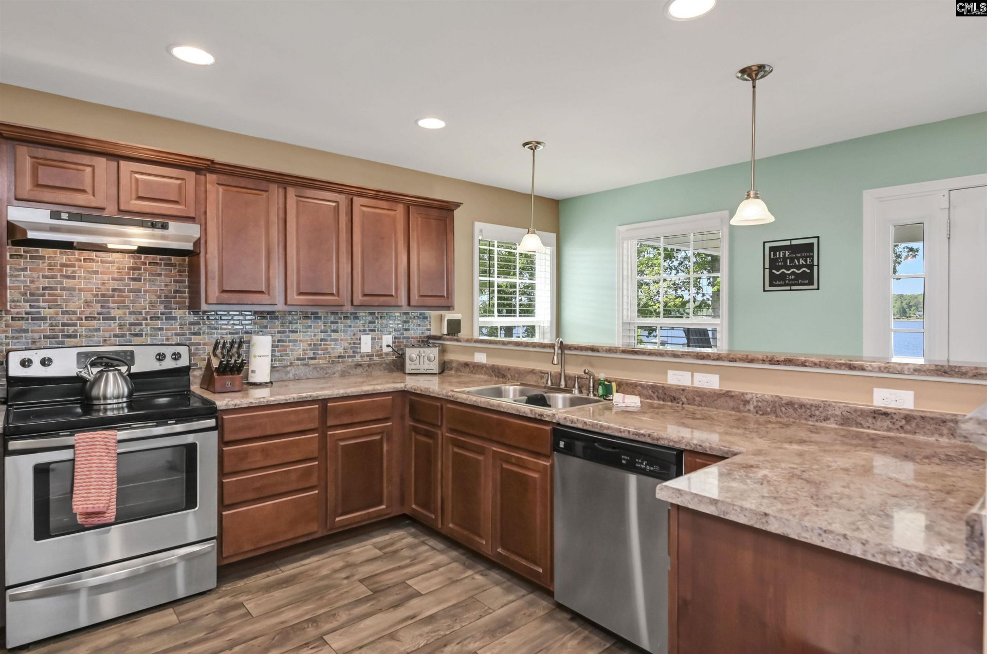 240 Saluda Waters Point Photo 20