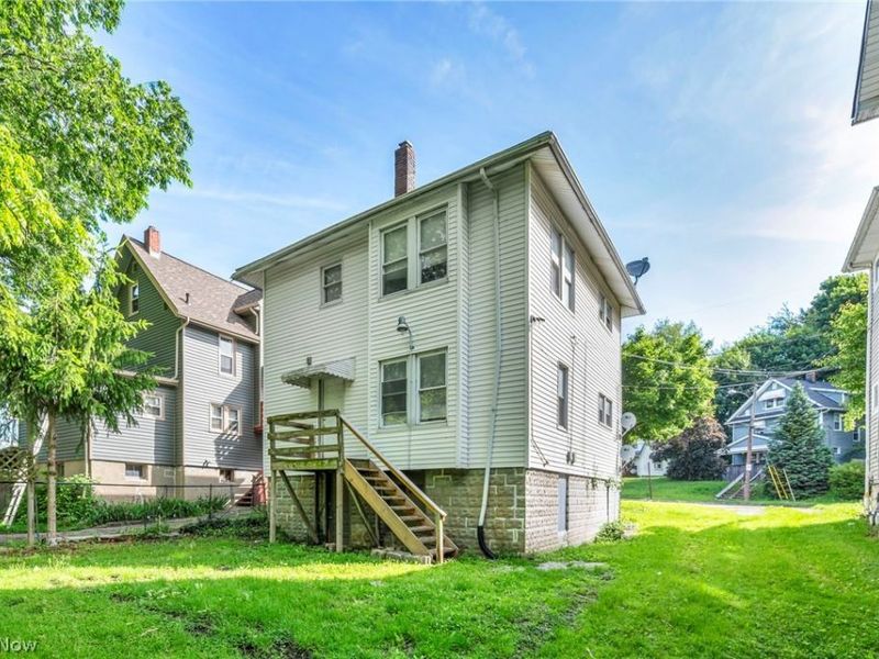 1282 Pondview Avenue, Akron, OH 44305 Photo 5