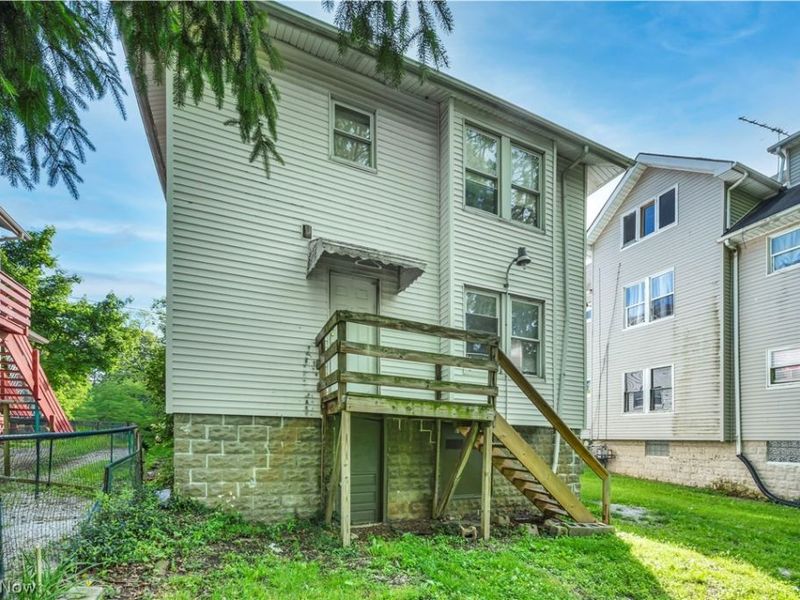 1282 Pondview Avenue, Akron, OH 44305 Photo 6
