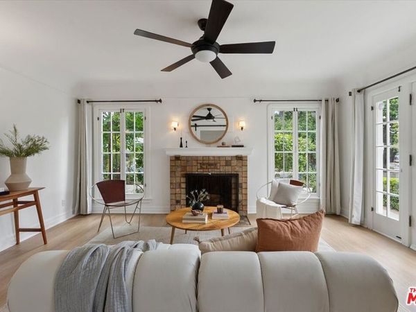 3726 W 59th Street, Los Angeles, CA 90043