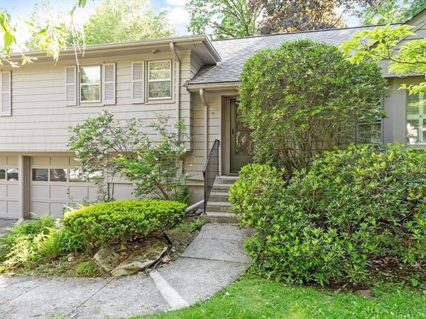 10 Dick Drive, Worcester, MA 01609