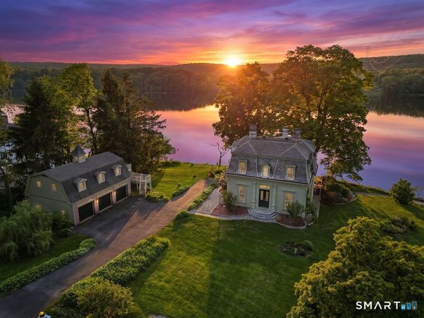 77 Main , East Haddam, CT 06423
