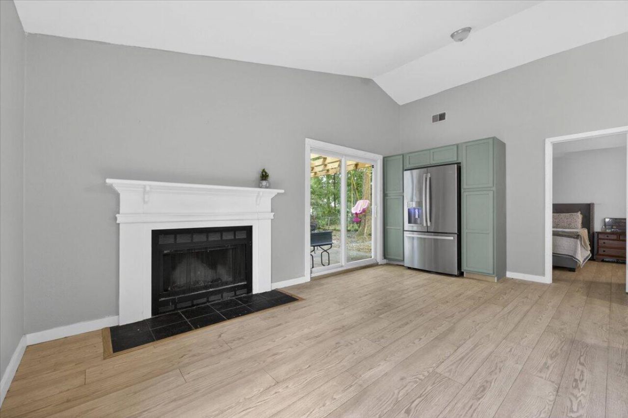 160 Mickler Drive Photo 11