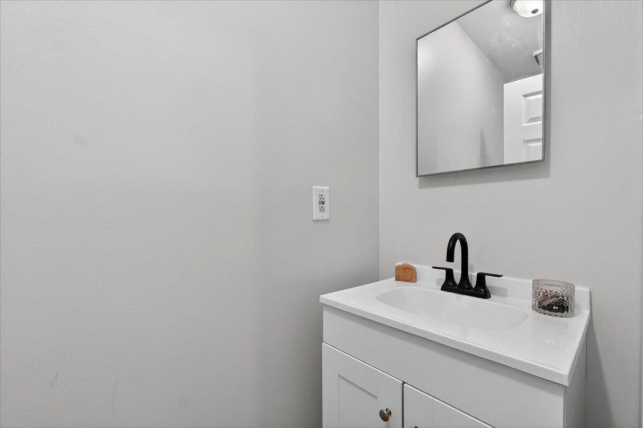 160 Mickler Drive Photo 34