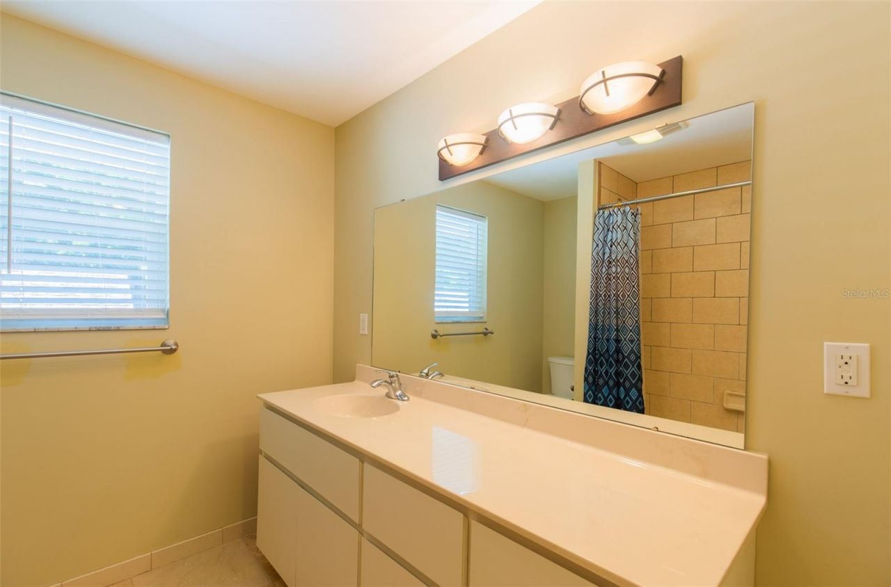802 8th Street N, Unit 802, Saint Petersburg, FL 33701 Photo