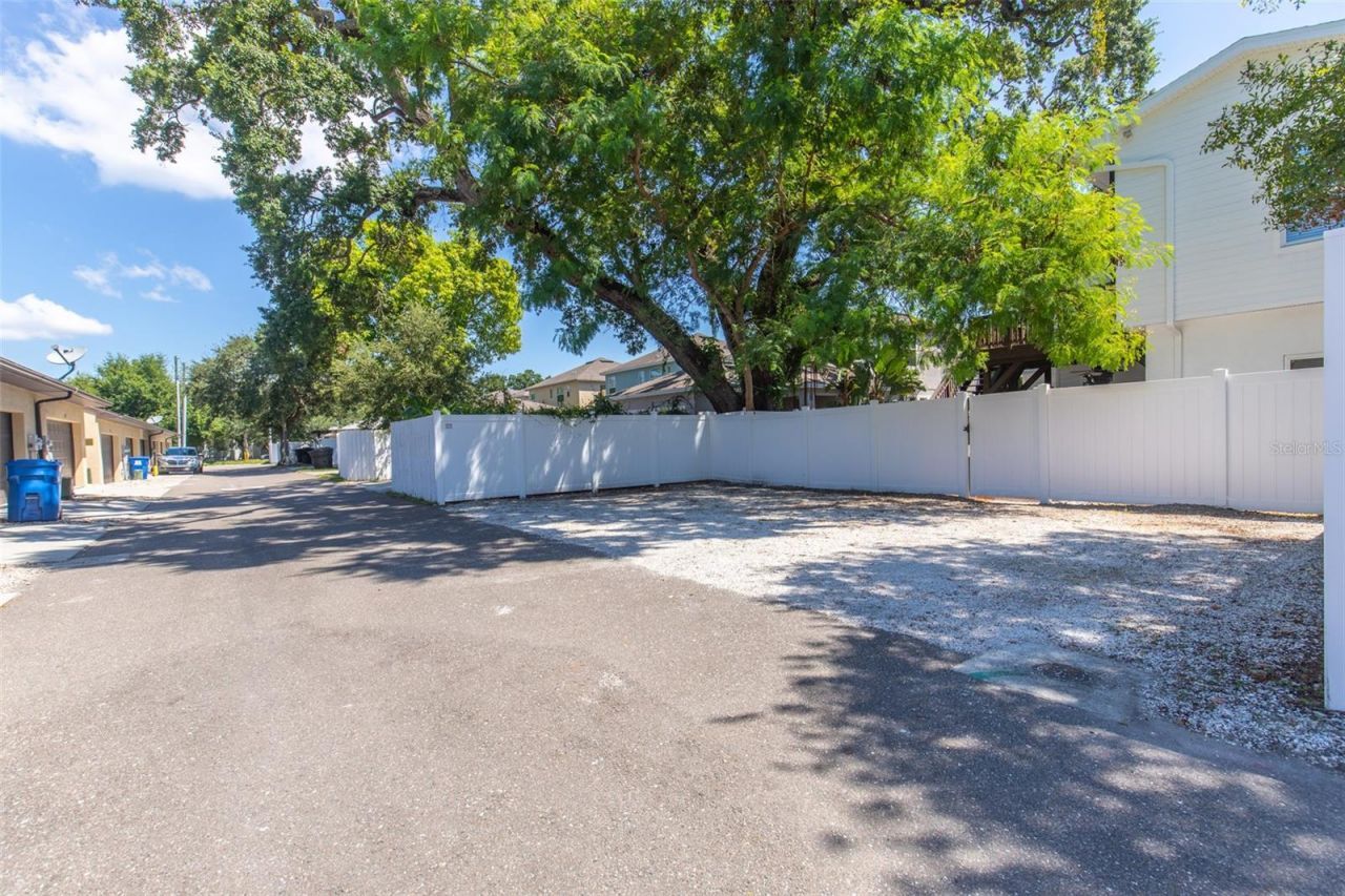 802 8th Street N, Unit 802, Saint Petersburg, FL 33701 Photo