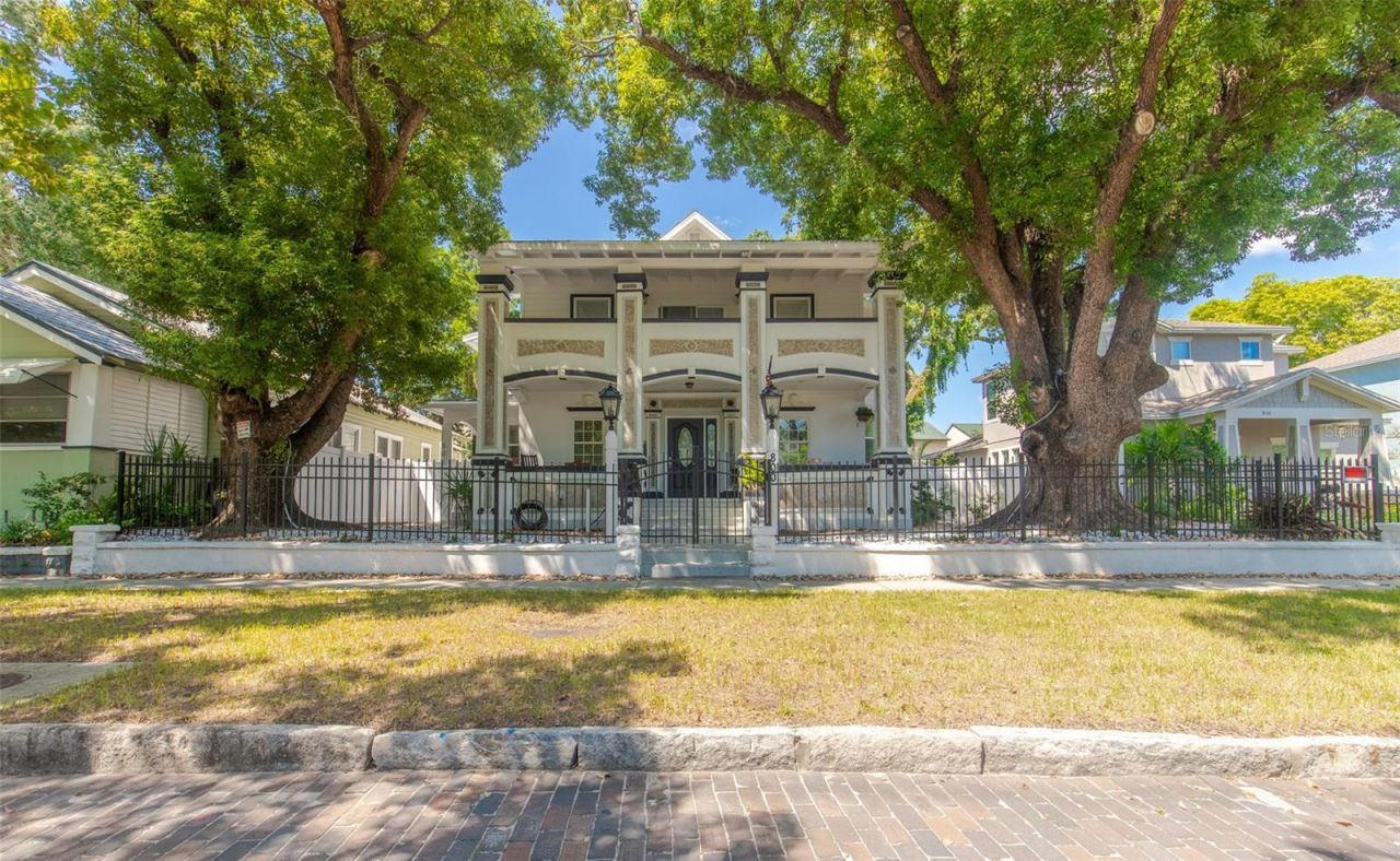 802 8th Street N, Unit 802, Saint Petersburg, FL 33701 Photo