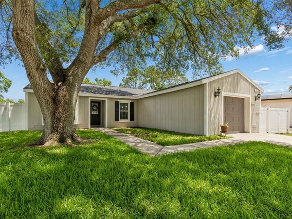 5707 RIDGESTONE DRIVE, TAMPA, FL 33625