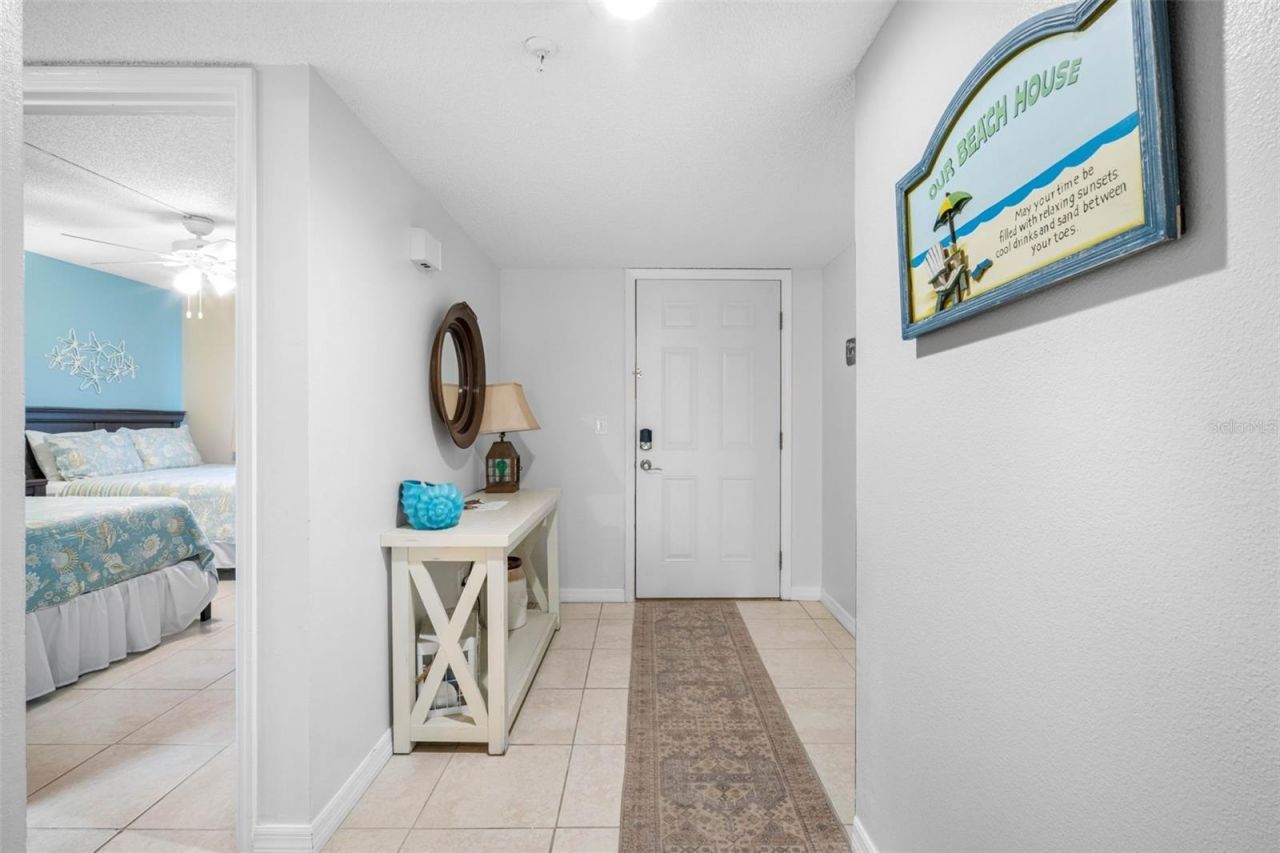18400 Gulf Boulevard, Unit 1301, Indian Shores, FL 33785 Photo