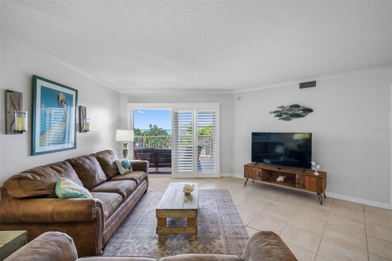 18400 Gulf Boulevard, Unit 1301, Indian Shores, FL 33785 Photo