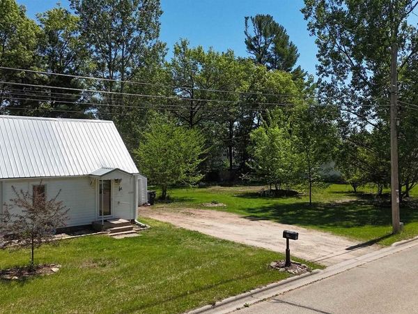 1202 S ANDREWS STREET, Shawano, WI 54166
