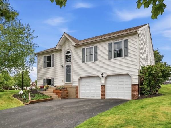 117 Carlye Dr, Cranberry Twp, PA 16066