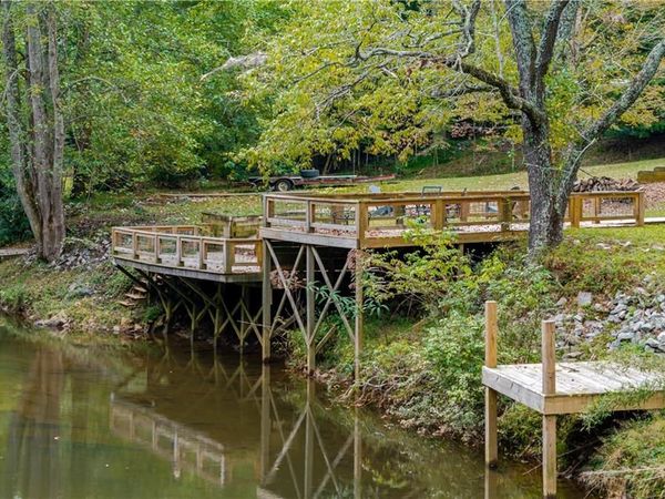 124 CANDY MAN Lane, Dahlonega, GA 30533