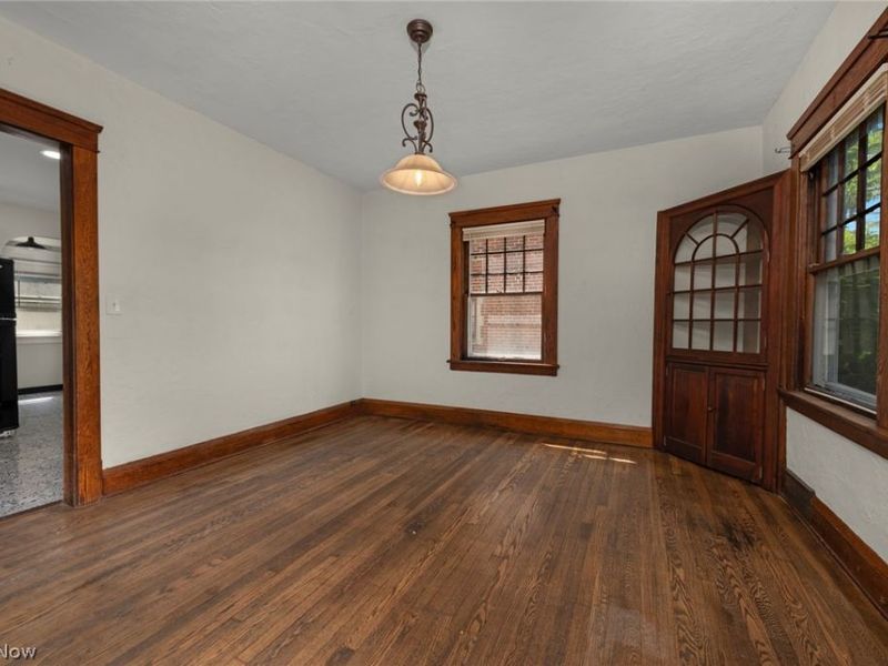15242 Lake Shore Boulevard, Cleveland, OH 44110 Photo 12