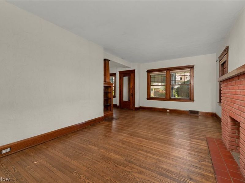 15242 Lake Shore Boulevard, Cleveland, OH 44110 Photo 16