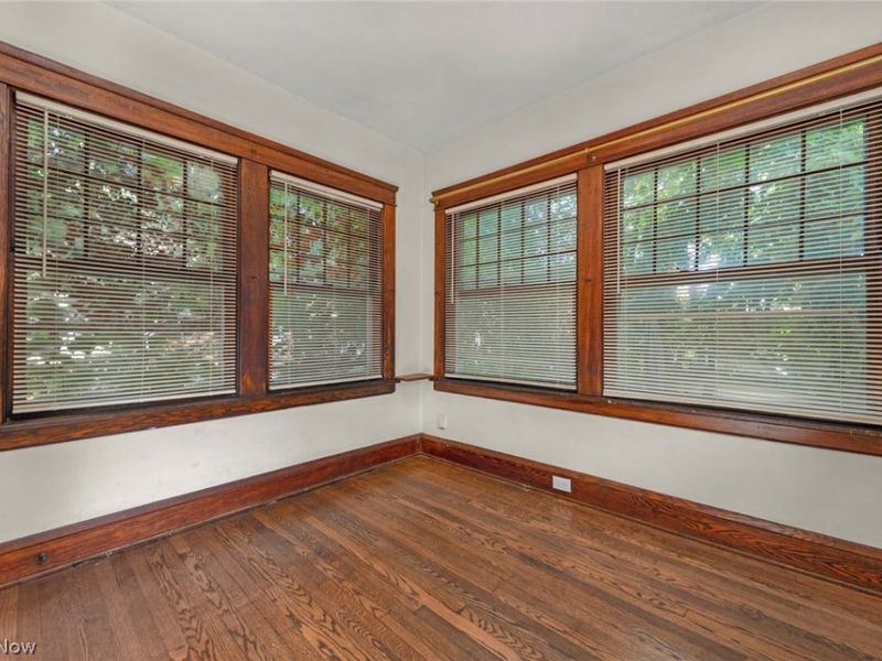 15242 Lake Shore Boulevard, Cleveland, OH 44110 Photo 20