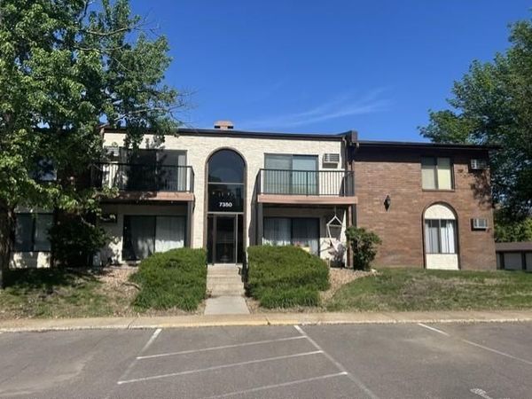 7350 York Avenue S, Unit 204, Edina, MN 55435