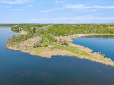 33754 Pineview Lane, Crosslake, MN 56442