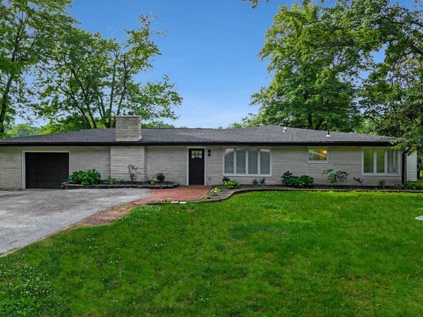 6500 Plainview Drive, Evansville, IN 47720