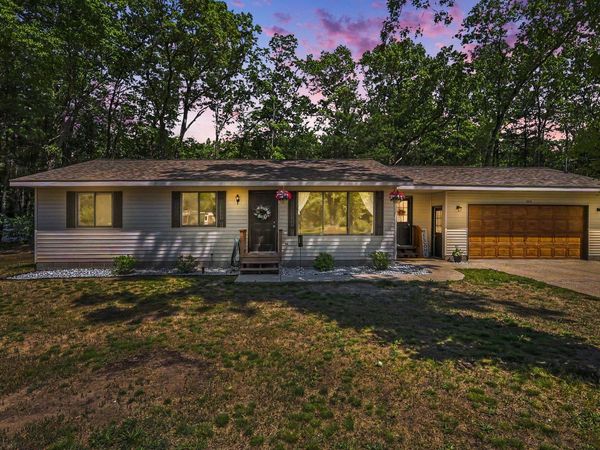 240 S Broton Road, Muskegon, MI 49442