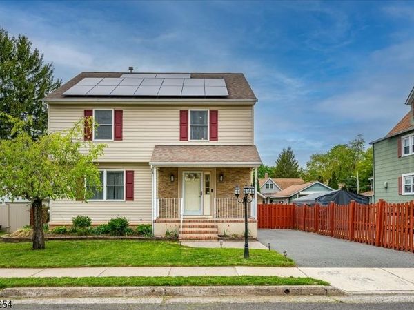 16 S 9Th Ave, Manville, NJ 08835