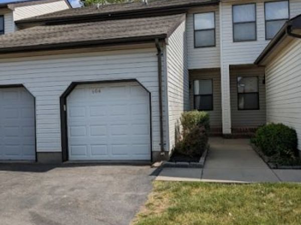 604 Almond Ct, Raritan, NJ 08822