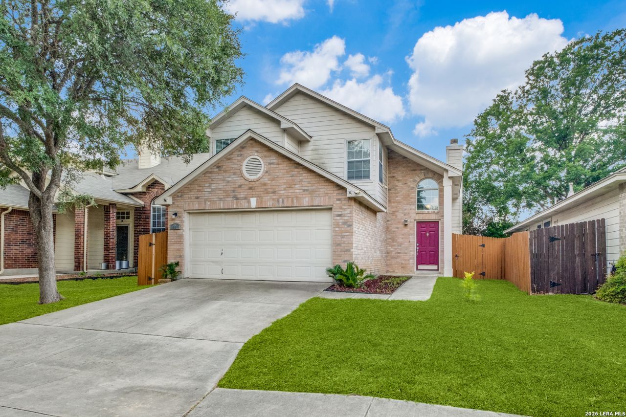 11 Pembroke, San Antonio, TX 78240 Main Photo