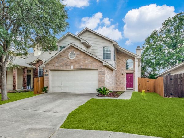 11 Pembroke, San Antonio, TX 78240