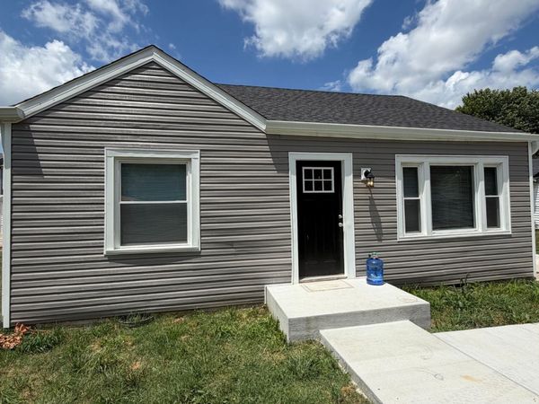 412 Highland Cir, Clarksville, TN 37043
