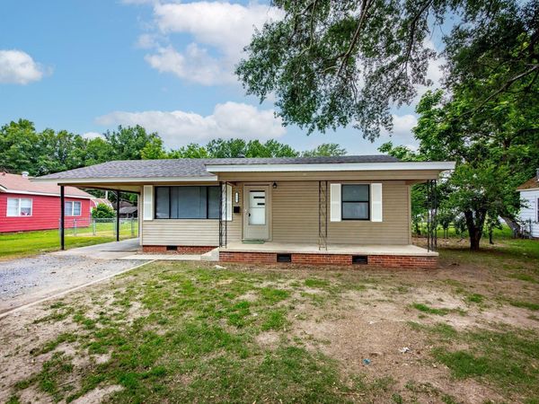 513 NE 1st Street , England, AR 72046