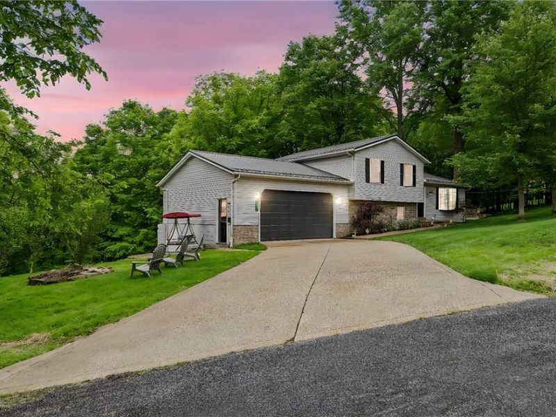 44 Navajo Trail, Malvern, OH 44644 Photo 2