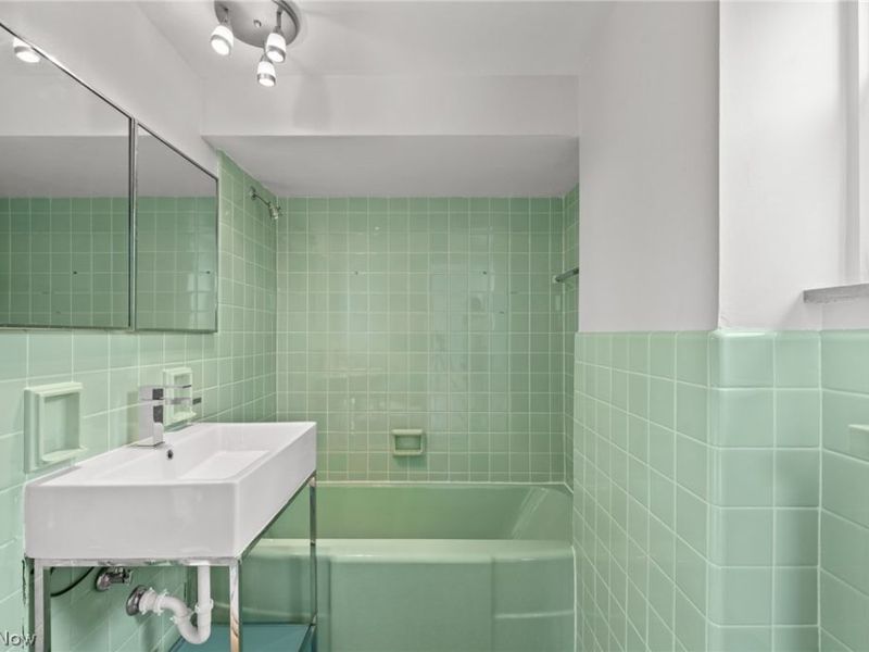 13800 Shaker Boulevard, Unit 602, Cleveland, OH 44120 Photo 24