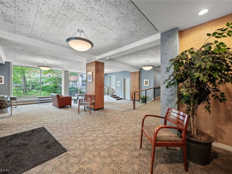 13800 Shaker Boulevard, Unit 602, Cleveland, OH 44120 Photo 32